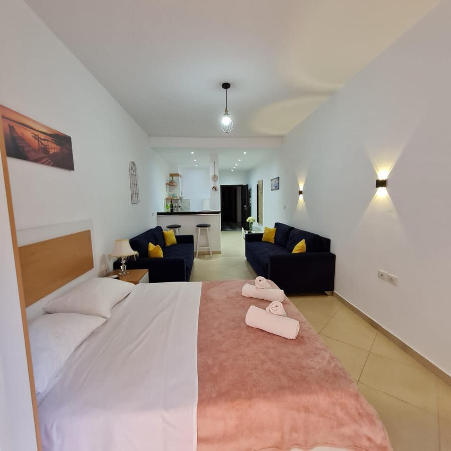 Studio By The Beach - Vlorë 외부 사진