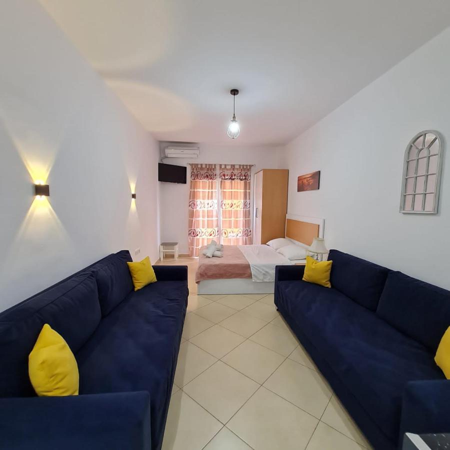 Studio By The Beach - Vlorë 외부 사진