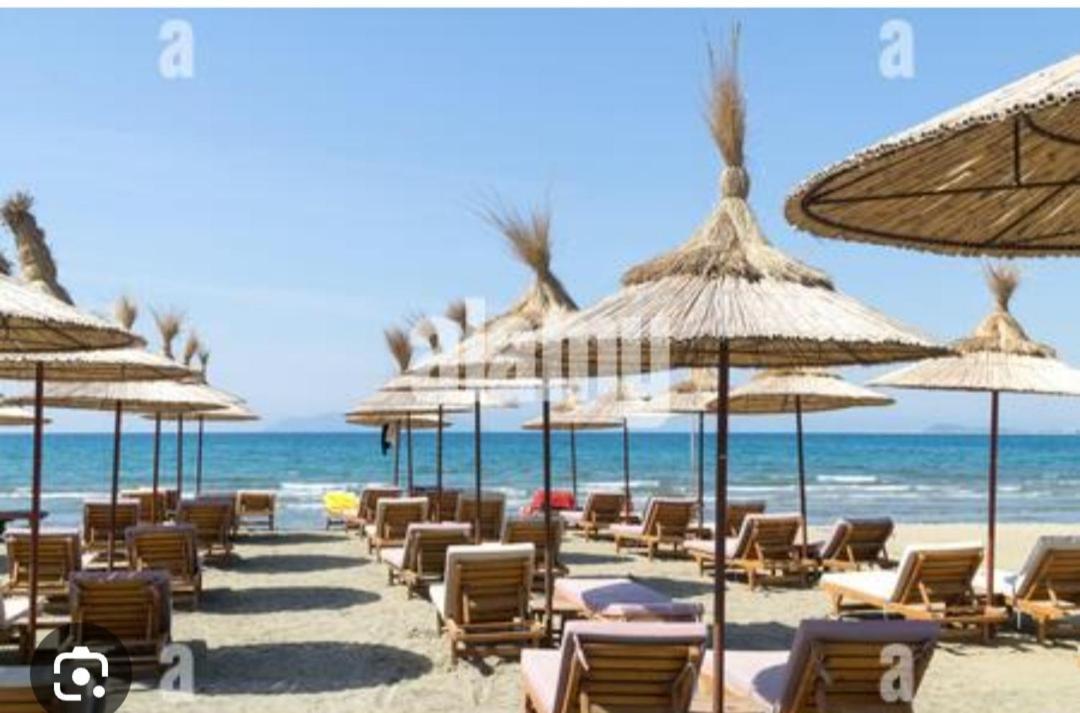 Studio By The Beach - Vlorë 외부 사진